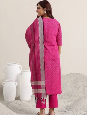 women ethnic motifs printed regular thread work kurta with trousers & with dupatta 4