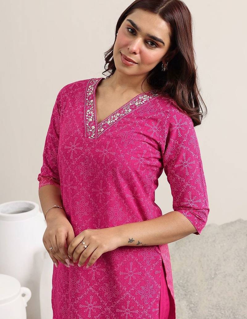 women ethnic motifs printed regular thread work kurta with trousers & with dupatta