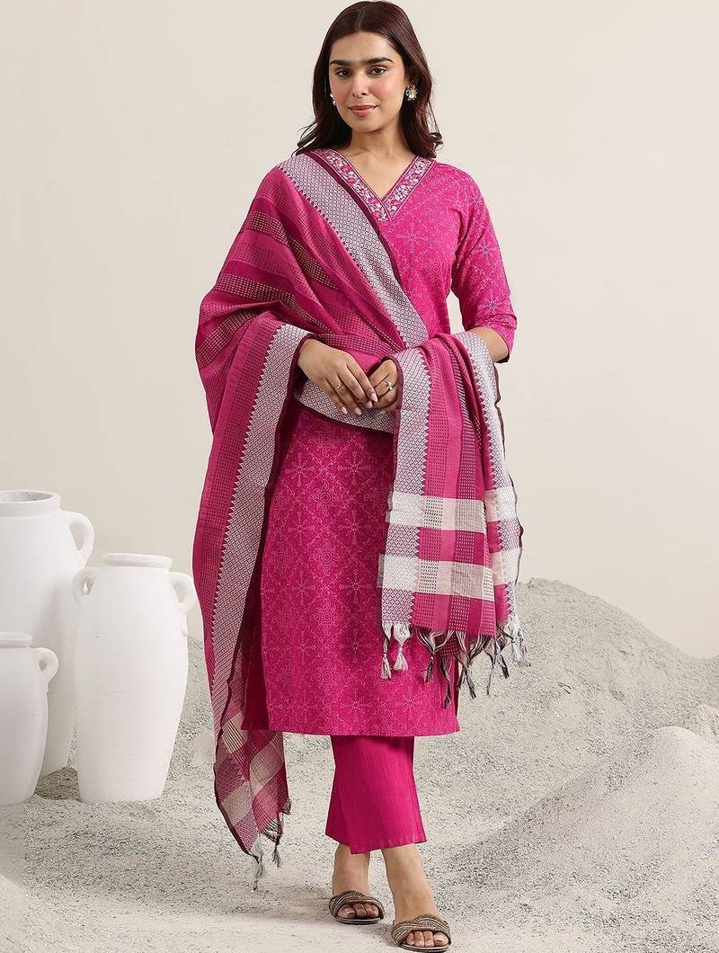 women ethnic motifs printed regular thread work kurta with trousers & with dupatta