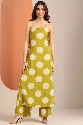 women geometric printed shoulder straps kurta with palazzos