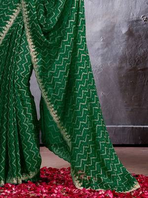 Green sequinned bandhani saree 5