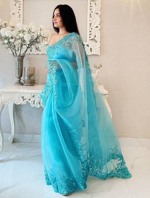 Turquoise floral embellished organza saree 3