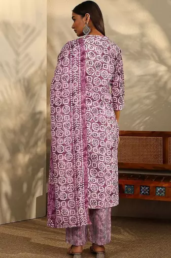 women ethnic motifs printed regular thread work kurta with trousers & with dupatta