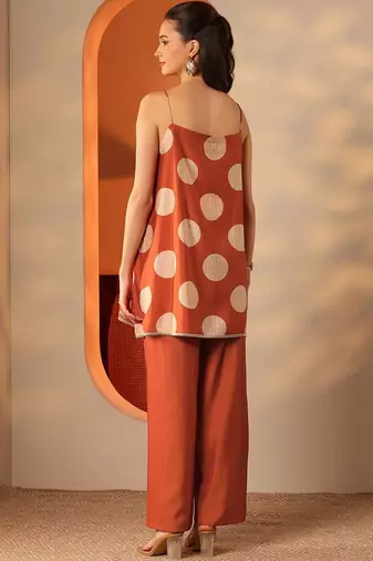 women printed regular top with trousers