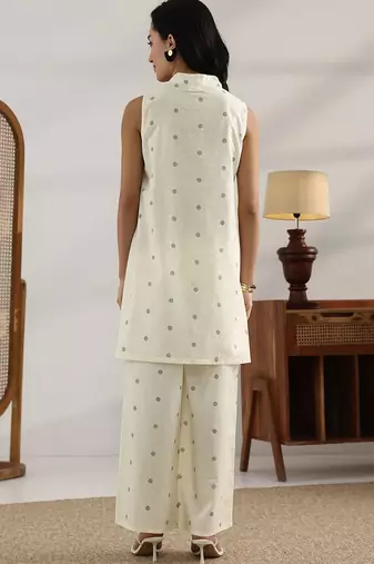 women ethnic motifs printed regular kurti with trousers