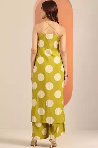 women printed regular kurta with palazzos
