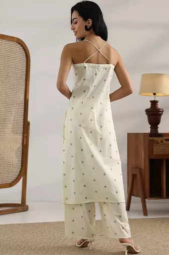 women geometric printed kurta with palazzo