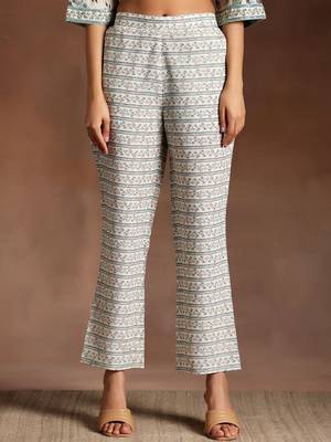 women floral printed empire kurta with trousers & with dupatta 5