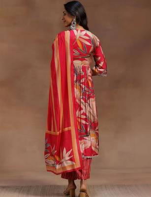 women floral printed empire kurta with trousers & with dupatta 3