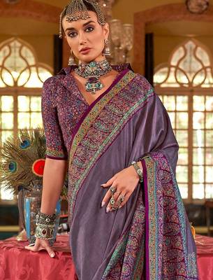 Purple ethnic motifs silk blend sungudi saree 2