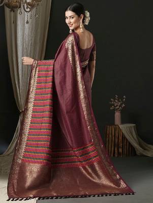 Magenta magenta ethnic woven design traditional wear saree 3