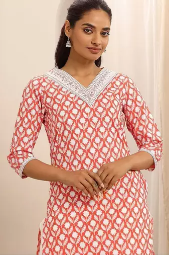 women ethnic motifs printed regular thread work kurta with trousers & with dupatta
