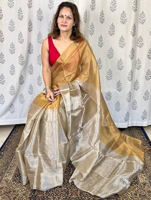 Beige zari border tissue kasavu saree with blouse piece 2