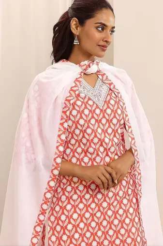 women ethnic motifs printed regular thread work kurta with trousers & with dupatta