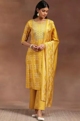 women ethnic motifs printed regular mirror work kurta with trousers & with dupatta