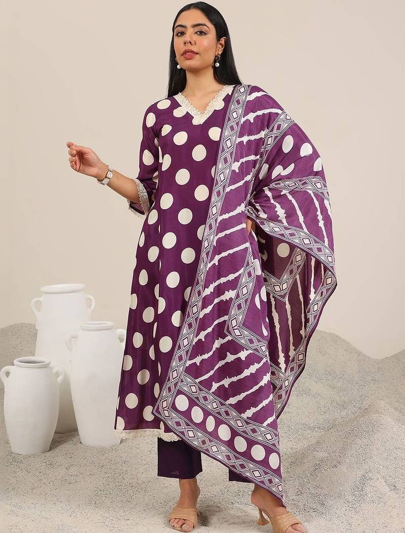 women floral printed regular kurta with trousers & with dupatta