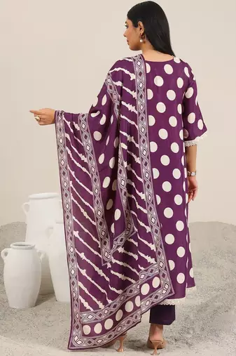 women floral printed regular kurta with trousers & with dupatta