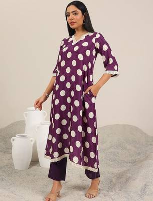 women floral printed regular kurta with trousers & with dupatta 7