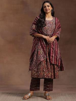 women ethnic motifs printed empire mirror work kurta with trousers & with dupatta 5
