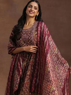 women ethnic motifs printed empire mirror work kurta with trousers & with dupatta 6