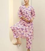 women floral printed regular kurta with trousers
