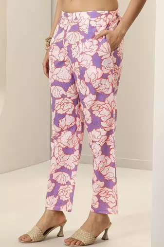 women floral printed regular kurta with trousers