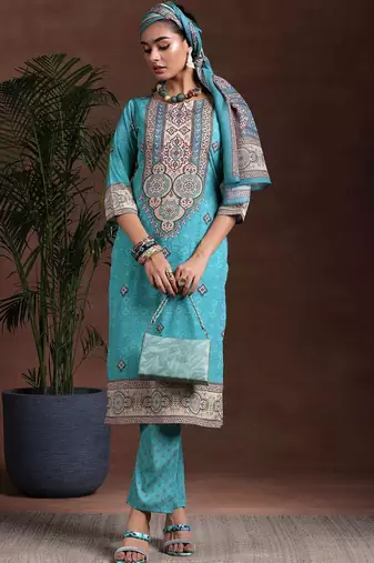 women ethnic motifs printed regular kurta with trousers & with dupatta
