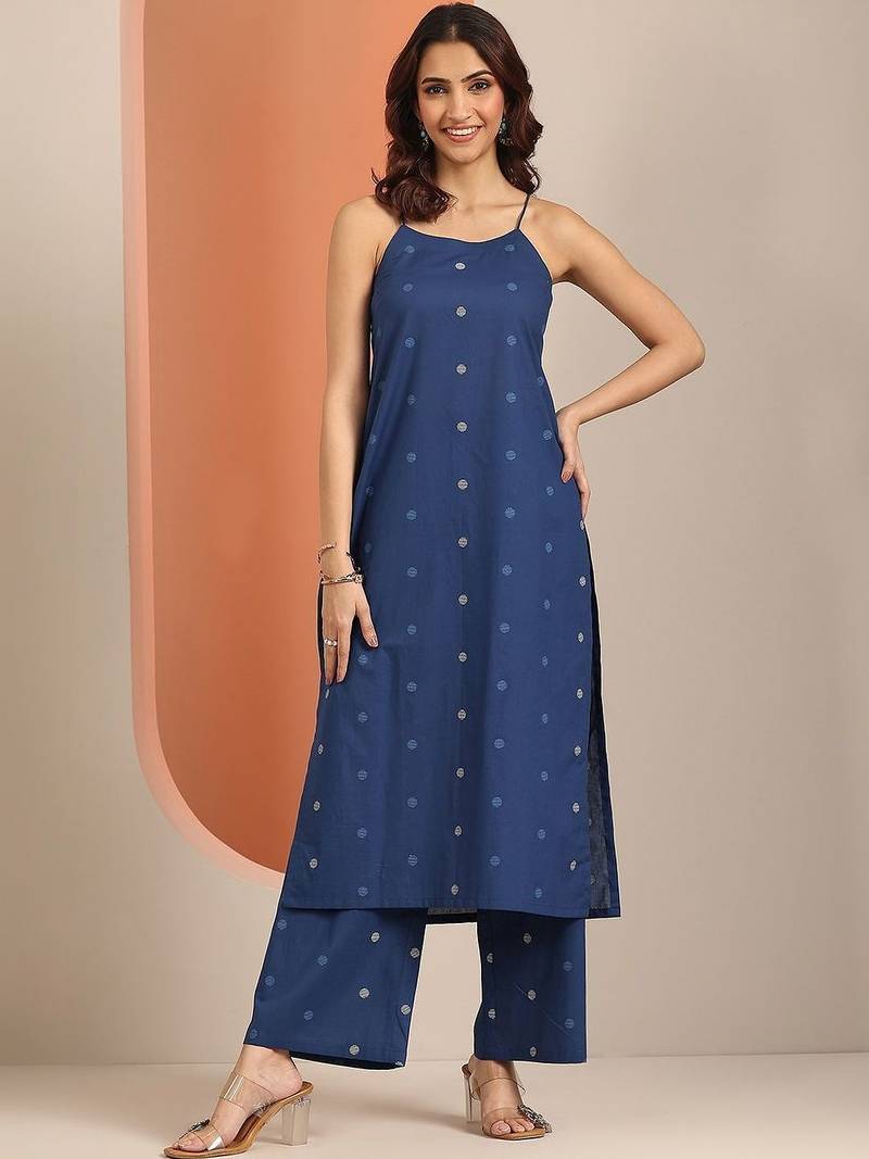 women printed regular kurta with palazzos