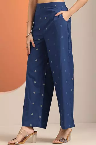 women printed regular kurta with palazzos