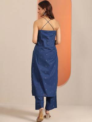 women printed regular kurta with palazzos 5