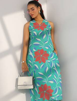 women floral printed kurta with trousers 2