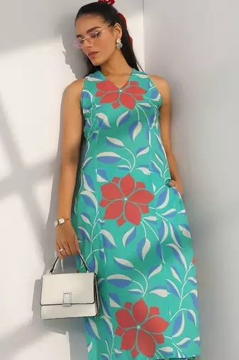 women floral printed regular kurta with trousers