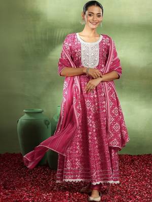 women ethnic motifs printed regular thread work kurta with patiala & with dupatta 1