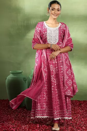 women ethnic motifs printed regular thread work kurta with patiala & with dupatta