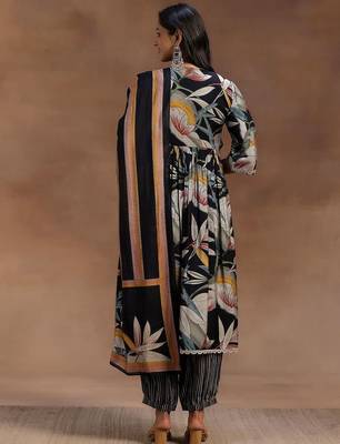 women floral printed empire kurta with trousers & with dupatta 4