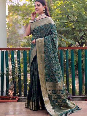 Green green ethnic motifs woven design banarasi saree 3