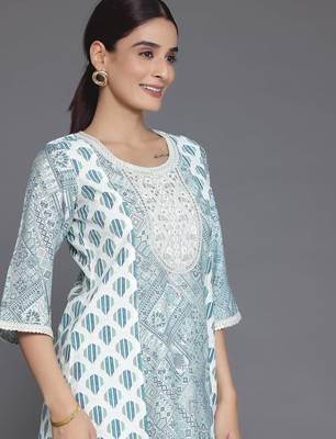 women ethnic motifs printed regular thread work kurta with trousers 2