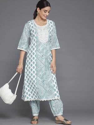 women ethnic motifs printed regular thread work kurta with trousers 4