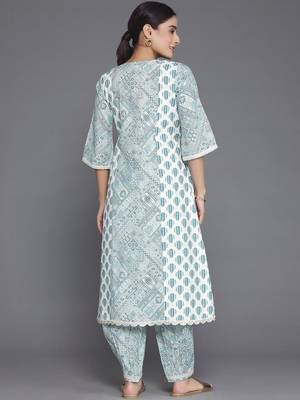 women ethnic motifs printed regular thread work kurta with trousers 5
