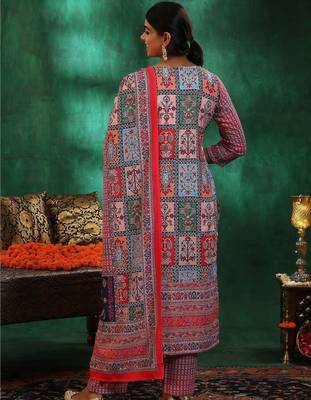 women ethnic motifs printed regular linen kurta with trousers & with dupatta 7