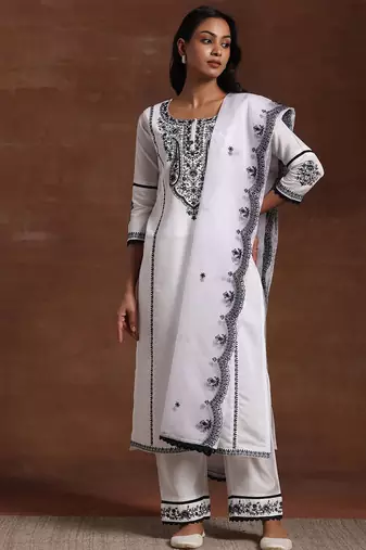 women ethnic motifs embroidered regular thread work kurta with trousers & with dupatta