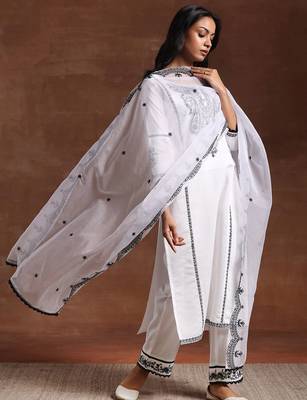 women ethnic motifs embroidered regular thread work kurta with trousers & with dupatta 5