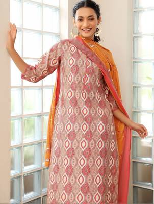 women printed regular kurta with trousers & with dupatta 5