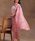women floral printed regular thread work kurta with trousers & with dupatta