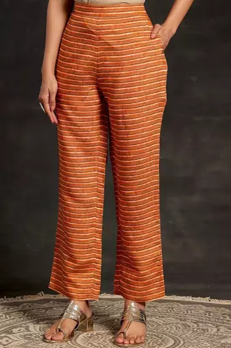 women floral printed regular sequinned kurta with trousers & with dupatta