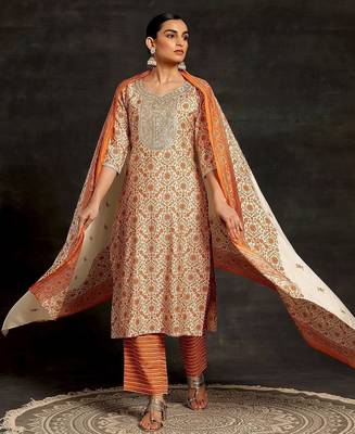 women floral printed regular sequinned kurta with trousers & with dupatta 6