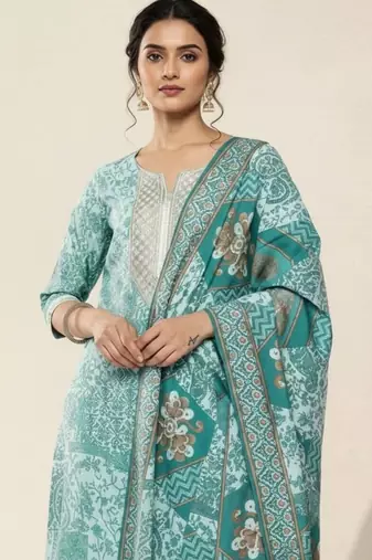 women ethnic motifs printed regular thread work kurta with trousers & with dupatta
