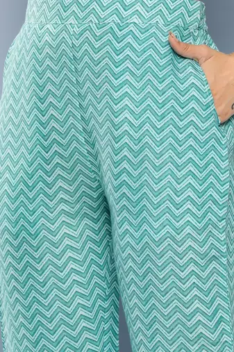 women ethnic motifs printed regular thread work kurta with trousers & with dupatta