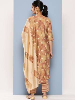 women ethnic motifs printed regular sequinned kurta with trousers & with dupatta 5