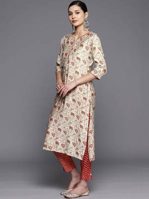 women floral printed regular kurta with trousers & with dupatta 2
